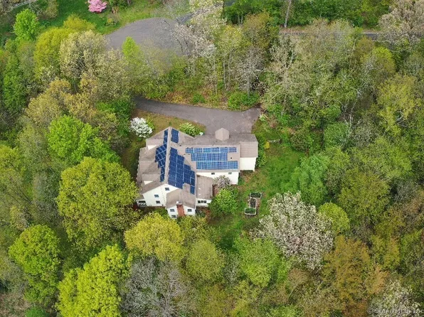 52 High Meadow Lane, Middlefield, CT 06455