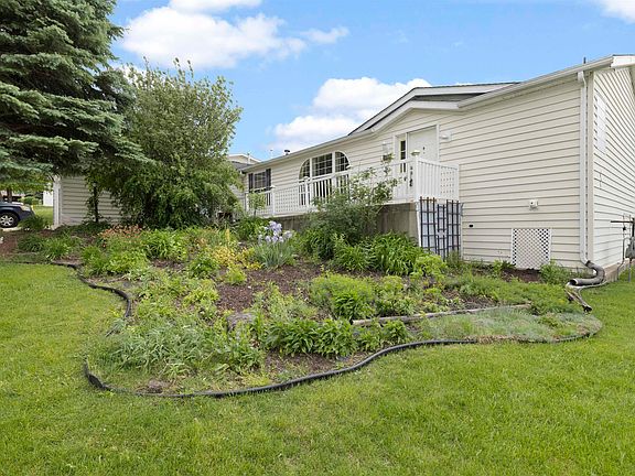 3rd image of 5715 Cypress Ln