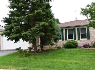 696 Ottawa Dr, Round Lake Heights, IL 60073