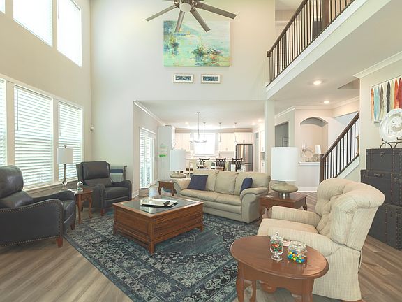 3rd image of 10314 Edgerton Ln