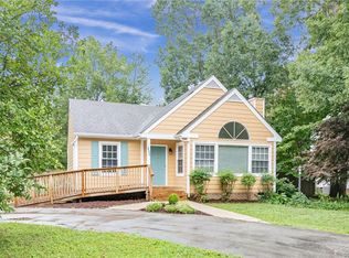 111 Sunny Dr, Ashland, VA 23005