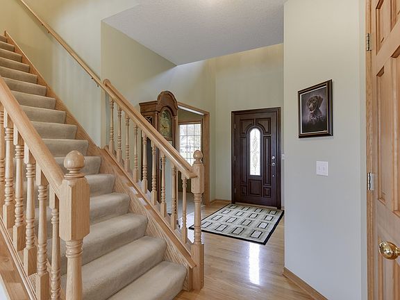 4th image of 8297 Stone Creek Dr