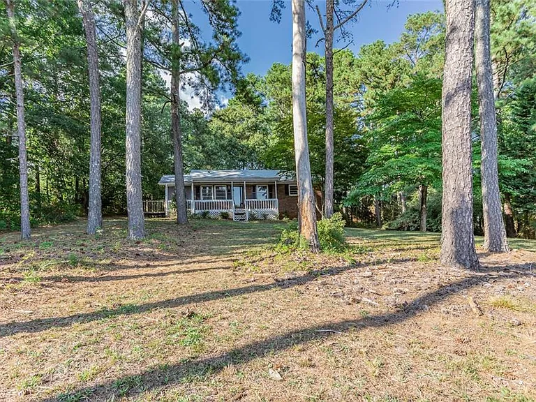 850 Red Barn Rd — Photo 2