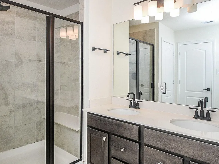 5027 Hickory Deer Ln — Photo 20