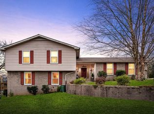 3015 Fernbrook Ln, Nashville, TN 37214