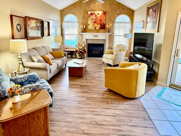 218 Churchill Xing, Nicholasville, KY 40356