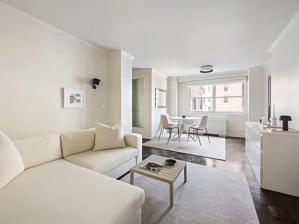 123 E 75th St APT 6B, Manhattan, NY 10021