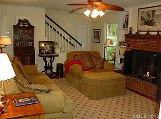 6220 Yellowood Rd, Charlotte, NC 28210