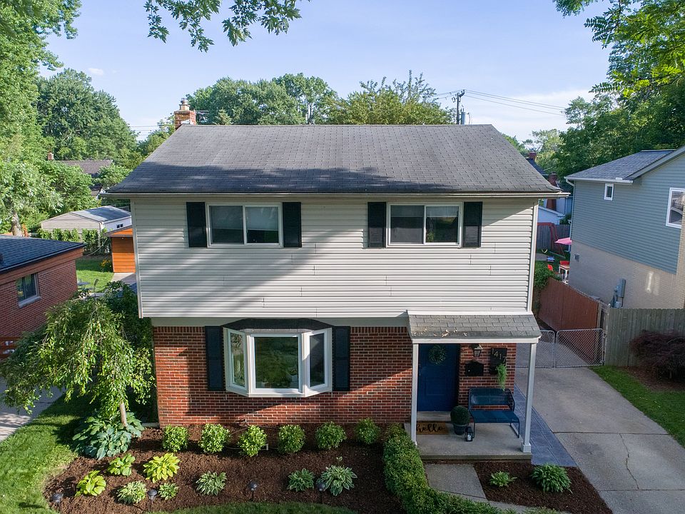 Beautiful 2 Story Colonial 