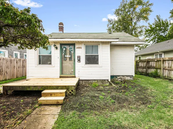 1509 McPherson St, South Bend, IN 46613