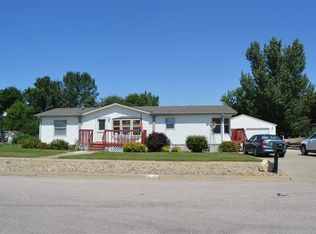 702 Flamingo Dr, Rapid City, SD 57701