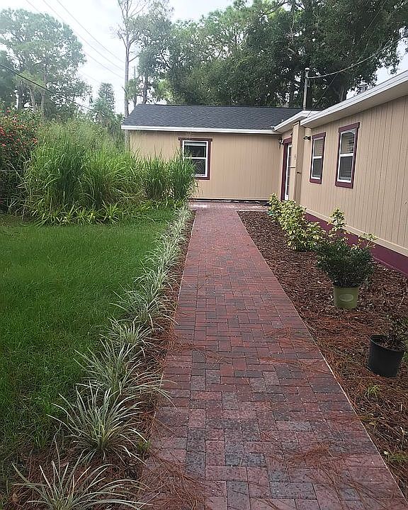 1st image of 246 49th Ave N