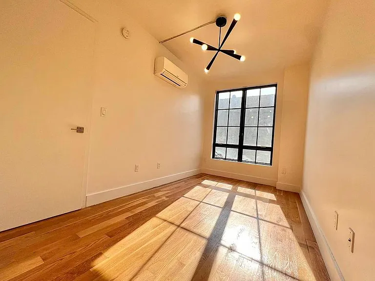 12 Ford St #7C — Photo 15