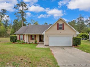 507 Northwoods Dr, Raeford, NC 28376