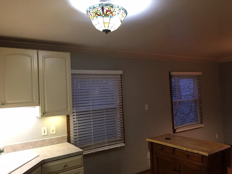 1542 Banbury Ave — Photo 7