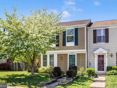 1369 David Ln, Frederick, MD, 21703
