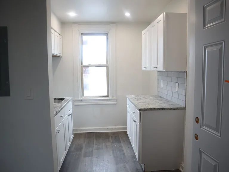 1303 N Charles St — Photo 4