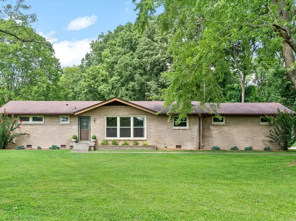 2321 Canterbury Rd, Clarksville, TN 37043