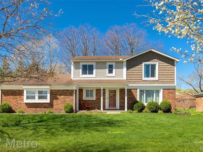 5267 Winchester Dr, Troy, MI, 48085