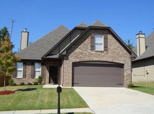 4460 Sierra Ln, Gardendale, AL 35071