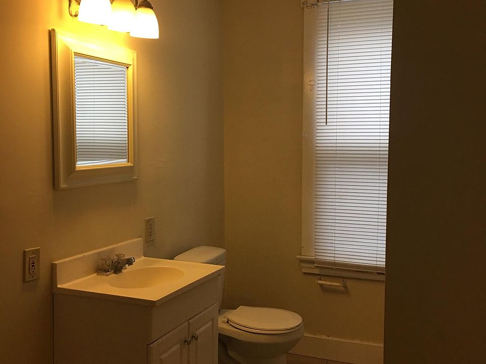 2nd image of 2102 Tytus Ave
