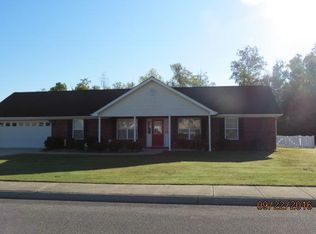 384 Century Dr, Rossville, GA 30741