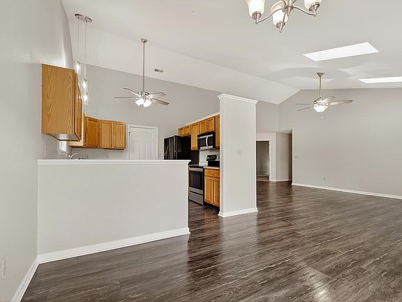 5th image of 6626 Crossbridge Dr