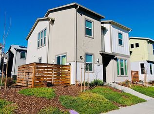 4537 Ocean Ln, Elk Grove, CA 95757