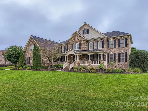 316 Fox Chase Ct, Waxhaw, NC 28173