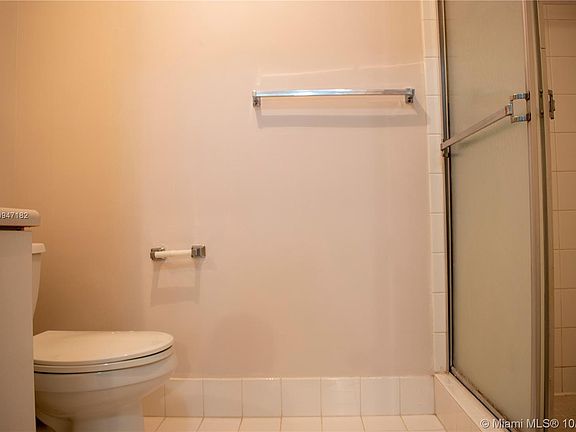 4th image of 6976 SW 39th St APT G104