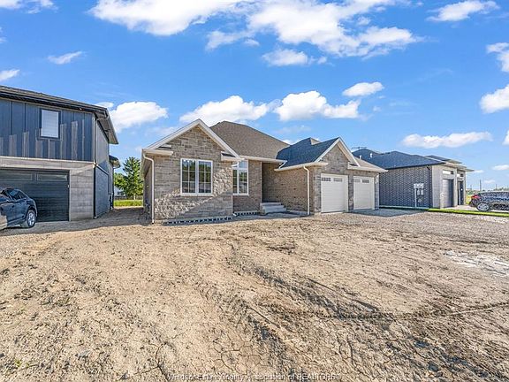 3rd image of 12175 Ducharme Ln