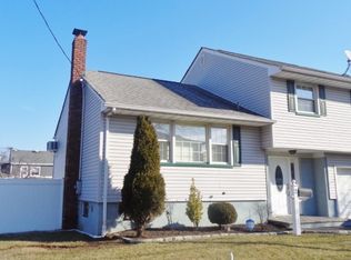 2 Bernice Rd, North Arlington, NJ 07031