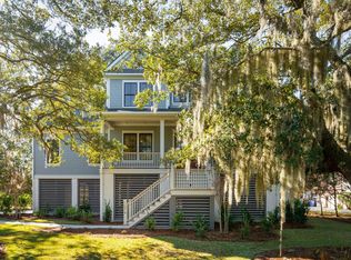 1574 Headquarters Plantation Dr, Johns Island, SC 29455