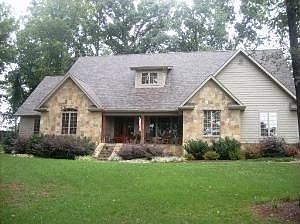 1st image of 1016 Peterson Ln