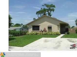 525 Walker Ave, Greenacres, FL 33463