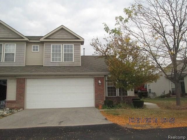 1st image of 17588 Gateway Cir #1