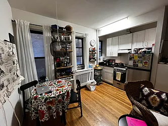 Rented by Salon Realty Corp