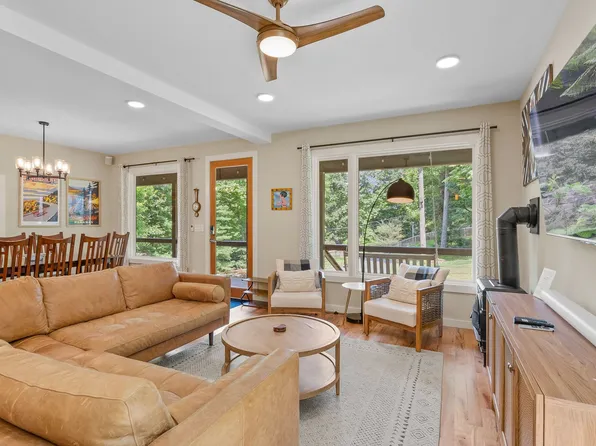 114 Greenwood Acres Dr #Id1023057p, Mills River, NC 28759