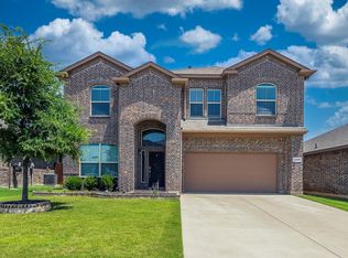 2405 Pumpjack Dr, Fort Worth, TX 76177
