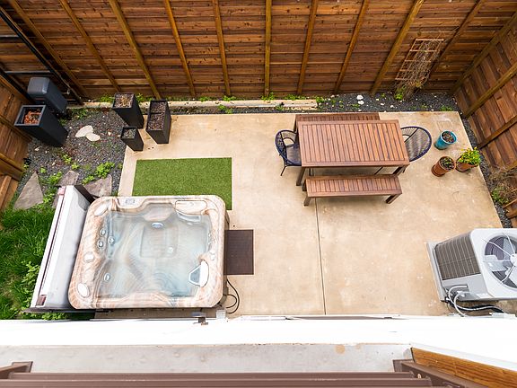 5th image of 180 S Cisco St