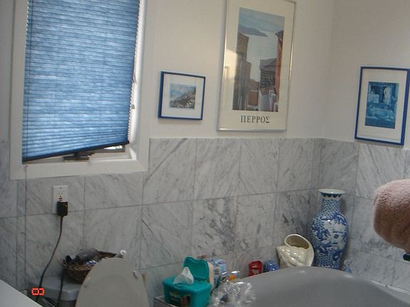 Mstr Bath w/Jaccuzzi & showe