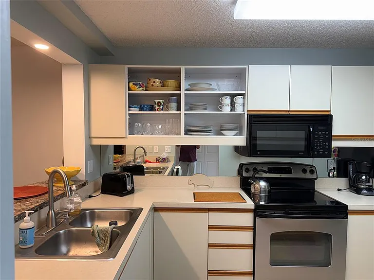 5555 Ashton Lake Dr #5555 — Photo 6