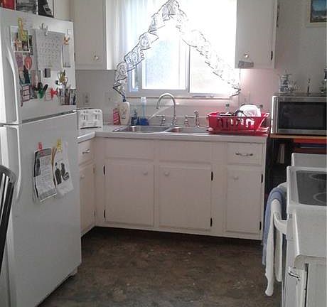 4th image of 56 East Ave