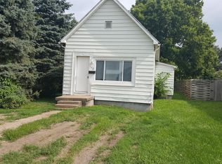 132 8th Ave, Terre Haute, IN 47804