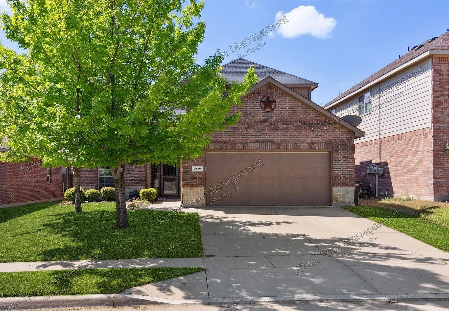 4 bed, 3.0 bath, 2413 sqft, $2,600 — Photo 2