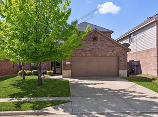 1416 Elkford Ln, Justin, TX 76247