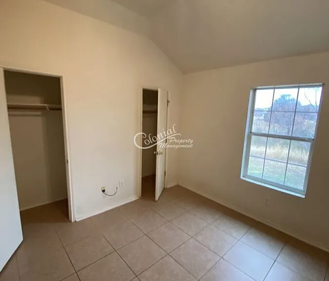 1907 Monte Carlo Ln #A — Photo 5