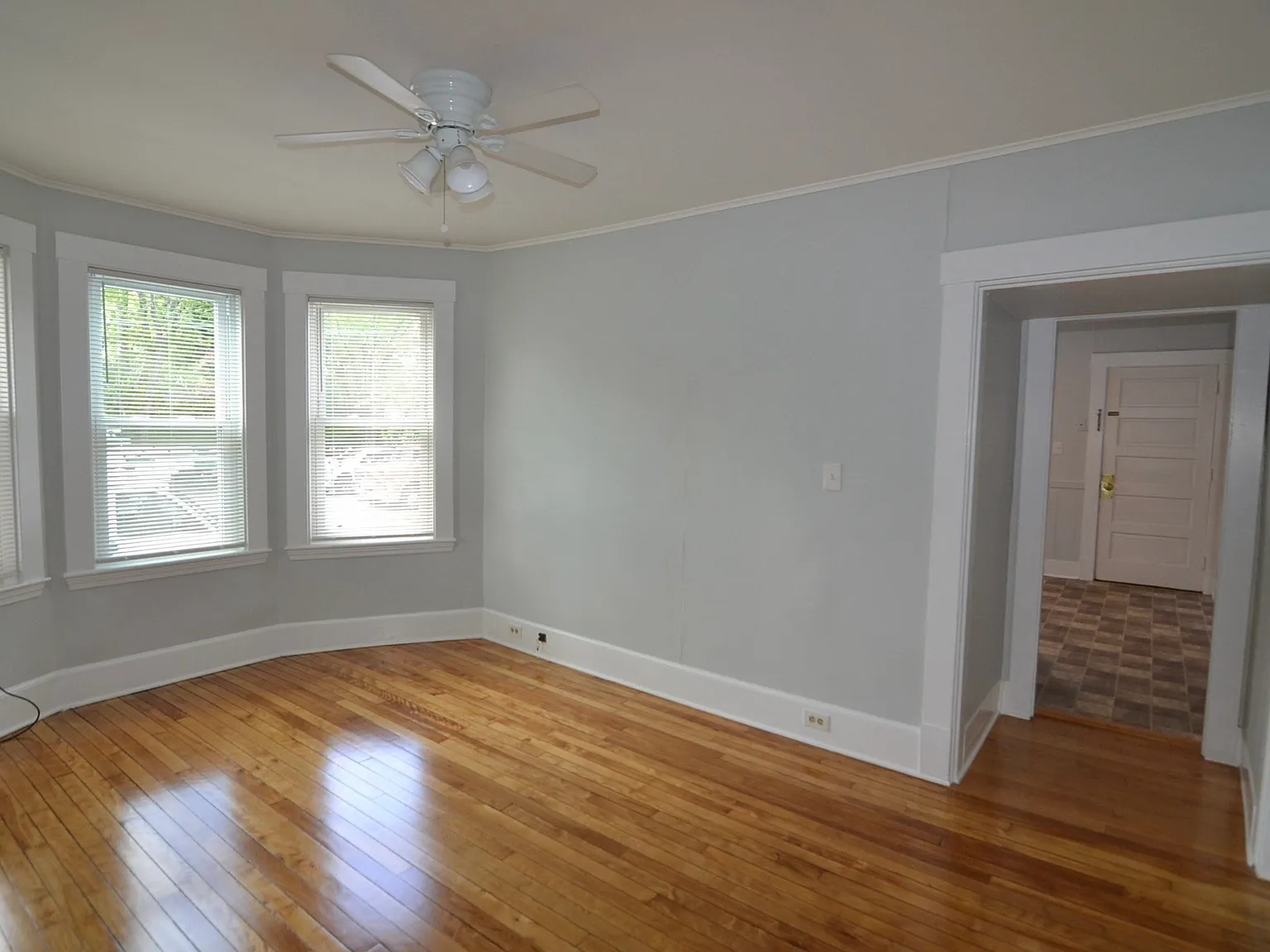 1 bed, 1.0 bath, 800 sqft, $1,650 — Photo 2