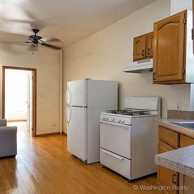 Rented by Washington Realty Corp. | media 27