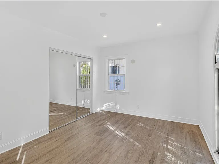 4859 W 12th St — Photo 18